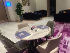 -大连星海皇冠假日酒店