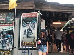 -席娜卡琳火车铁道夜市