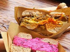 -Catch Bagel(芳草地店)