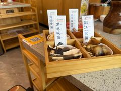 -阿婆情腊排骨火锅(金虹路店)