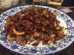 -黄桷树曹家私房菜(江与城店)