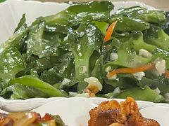 -黄记四更烤乳猪店