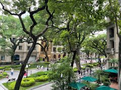 -星巴克臻选(广州沙面店)