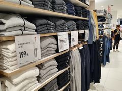 -优衣库(青岛伟东乐客城店)