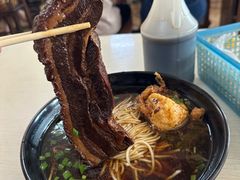 -小龙大肉面馆