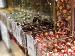 -VENCHI 闻绮(北京国贸商城店)