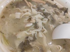 -乐达酸菜鱼面(山师东路店)