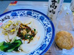 -陕味食族油泼面·小炒盖码面(双榆树店)