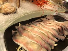 -鲜入围煮花胶鸡海鲜火锅