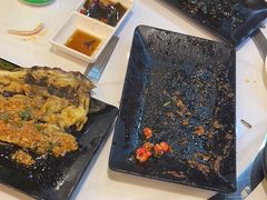 -哈尔滨烧烤·山河村铁锅炖(交大店)
