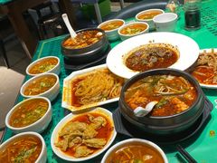 一口香-令氏家外家周秦食府(高新店)