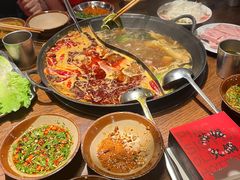 -萍姐火锅·公路夜市(武汉首店)