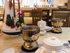 -雍和会海鲜姿造自助(湖东路店)