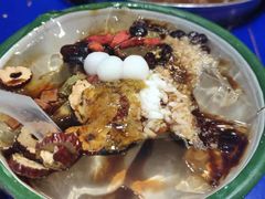 -马路边边串串香(苗栗路店)