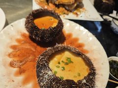 -三亚火车头万人海鲜广场