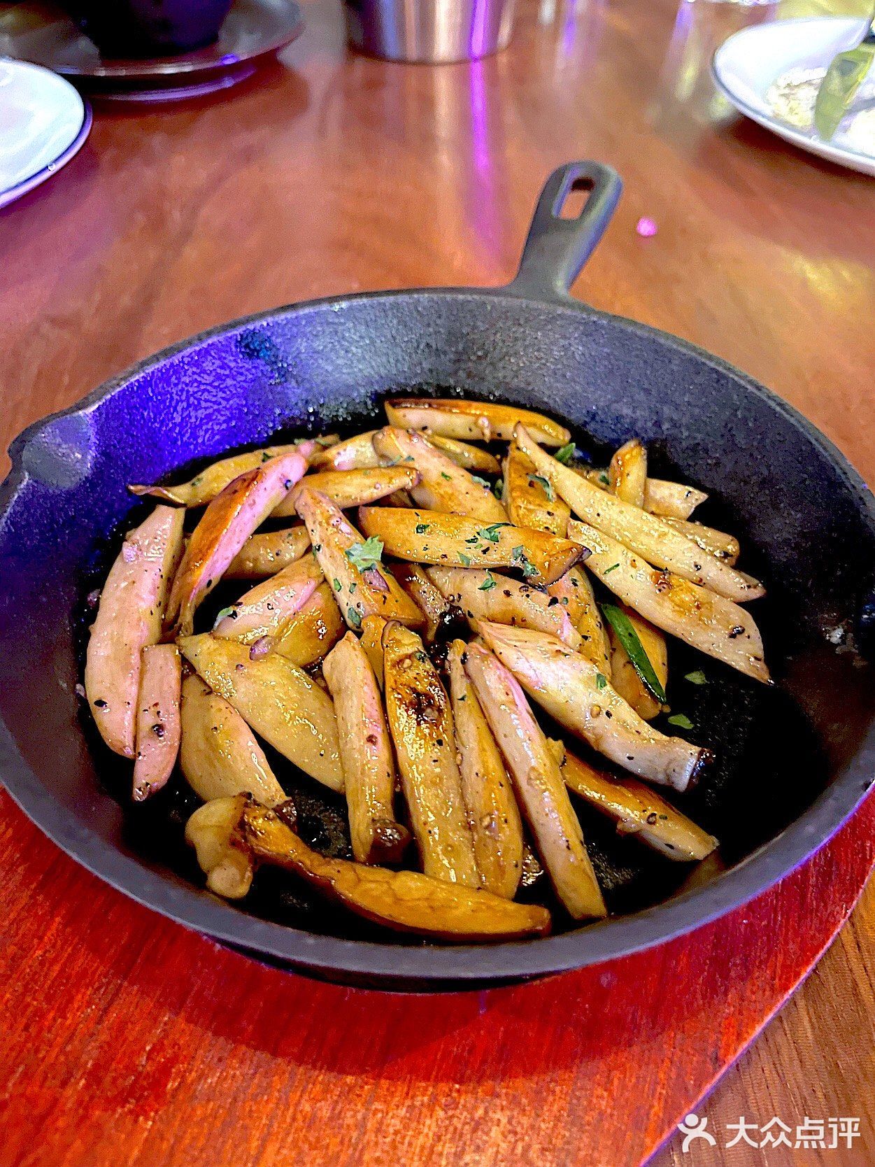 永庆坊｜河畔景观美式餐吧✨氛围感拉满
