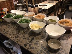 -肖肖酸萝卜鱼火锅(总店)