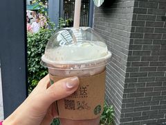-星巴克(成都天府水街店)