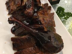 老本帮酱鸭-松沪名灶·豆浆鱼头·新上海菜(飞航吾悦广场店)