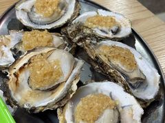 -蚝哥花姐湛江烤生蚝(美丽湾市场店)