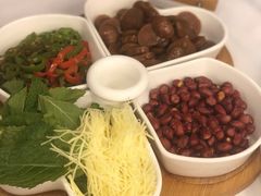 -围龙屋客家食府(福田店)