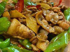 皱皮椒小炒肉-云海肴·汽锅鸡·云南菜(广安门天虹店)