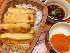 -老滇山寨•云南特色菜•地方菜•民族风情歌舞表演(金碧店)