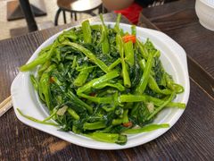 -兴记菜馆