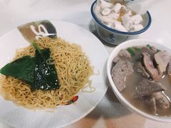 猪油捞面-容意发牛杂店(中山八店)