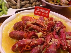 -霸气大叔干锅鸭头·龙虾烧烤·川菜·赛事直播(三里屯店)