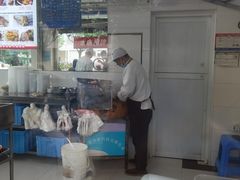 -周记卤菜店(广济北路店)