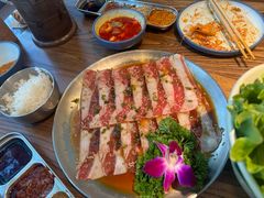 -明洞阿姨·韩式酱蟹烤肉·创意料理(三元桥店)