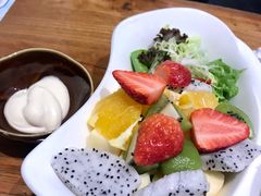 鮮果沙律-小泉居(水坑尾店 )