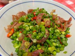 蒜苔炒土家腊肠-荆九爷爆炒桥头三嫩(夫子庙店)