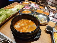 -青瓦炭韩潮烤肉(花园道店)