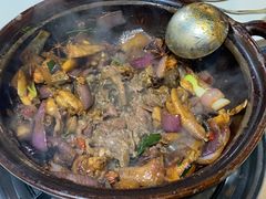 鸡煲-胡须佬鸡煲四季火锅(龙珠大道店)