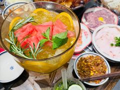 手工炒料菌汤鸳鸯锅-袁山山重庆火锅(丈八北路店)