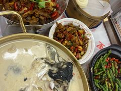 -堂瓦里·33年传统赣菜(第一街区店)