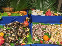 -海口绿发希尔顿酒店-田园汇自助餐·三文鱼·海鲜