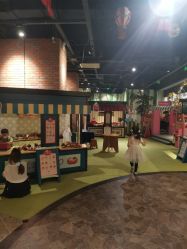 -幻贝家儿童乐园(武汉永旺梦乐城店)