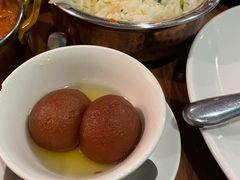 牛奶球配以糖浆-克比叔叔印度餐厅Kebabs on the Grille(永康路分店)