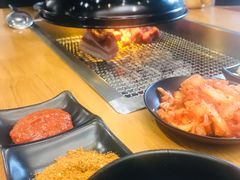 -肉甲韩国木炭烤肉(新壹街1店)