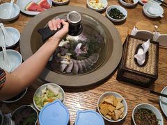-云渔堂蒸汽石锅鱼(万达店)