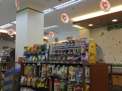 -全家便利店(洛川东路店)