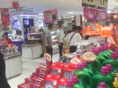 -丽达购物中心(崂山店)