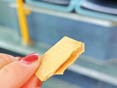 -阿三休闲食品(宝塔路店)