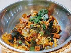 -拿渡麻辣香锅(世茂广场·工三店)