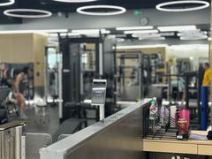 -Z&B Fitness Studio·Gym(前滩L+PLAZA店)