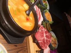 -明洞阿姨·韩式酱蟹烤肉·创意料理(三元桥店)