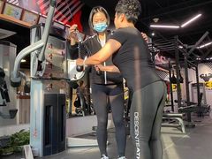 -享受健身·美体塑形馆